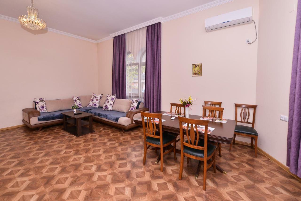 Apartment Kera Kutaisi Zewnętrze zdjęcie